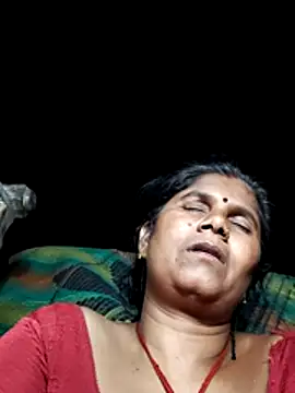 Snapshot of Hot_di97 chatting on June 20, 2026, 2:44 pm Hot di97 online show from June 20, 2026, 2:44 pm