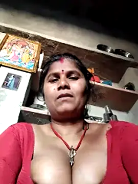 Hot di97 online show from April 22, 2026, 3:02 am