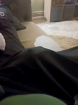 Hertsguy1984 online show from March 15, 2026, 12:17 am