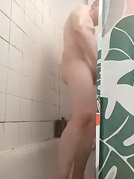 Hertsguy1984 online show from April 15, 2026, 11:16 pm