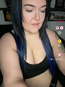 Miss CurvesXXX online show from April 26, 2026, 12:13 pm