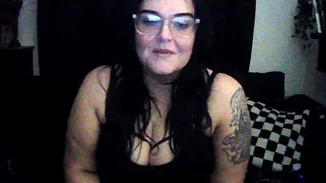 Miss CurvesXXX online show from February 10, 2026, 6:07 pm