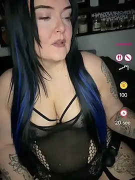 Miss CurvesXXX online show from April 25, 2026, 8:50 pm