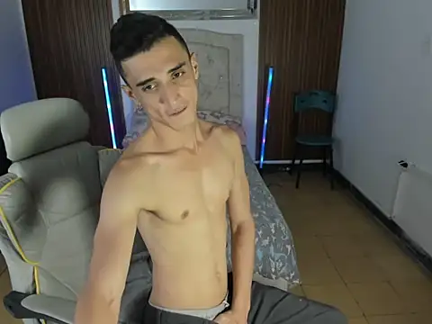 felipe colinss online show from February 15, 2026, 10:52 pm