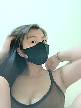 Lyly-68688 online show from April 27, 2026, 1:03 am