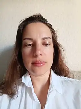 She-Moon online show from June 22, 2026, 5:15 am