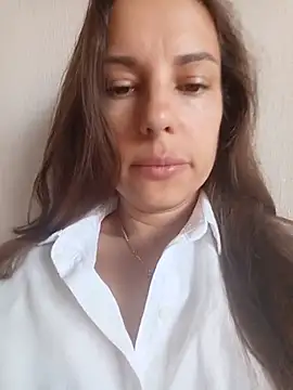 She-Moon online show from July 17, 2026, 5:59 am
