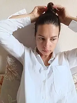She-Moon online show from July 27, 2026, 5:36 am