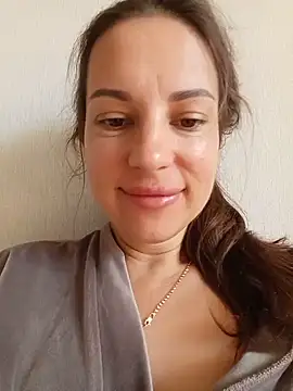 She-Moon online show from July 31, 2026, 7:19 am