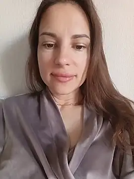 She-Moon online show from June 11, 2026, 5:26 am