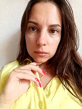 She-Moon online show from July 20, 2026, 10:50 am