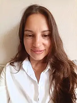 She-Moon online show from July 28, 2026, 11:17 am