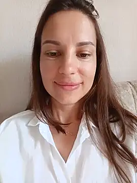 She-Moon online show from July 7, 2026, 6:47 am