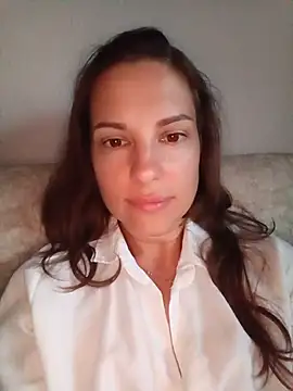 She-Moon online show from July 4, 2026, 5:50 pm