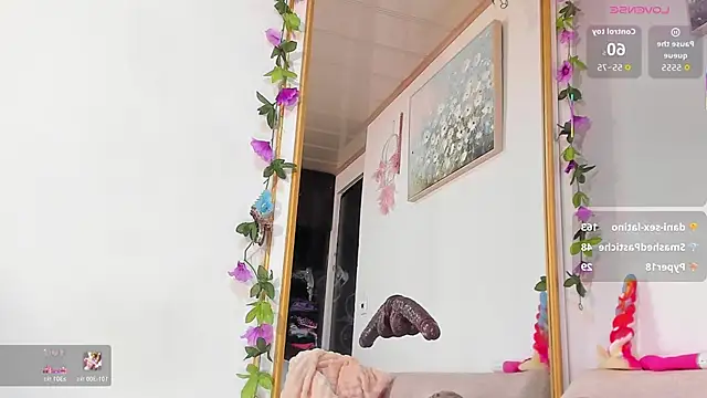 Snapshot of la_saris chatting on March 2, 2026, 7:15 am la saris online show from March 2, 2026, 7:15 am