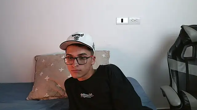 Nico viper 1 online show from January 15, 2026, 10:02 pm