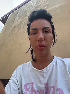 Missolevelvet online show from July 21, 2026, 8:59 am
