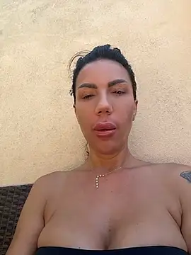 Missolevelvet online show from July 8, 2026, 9:32 am