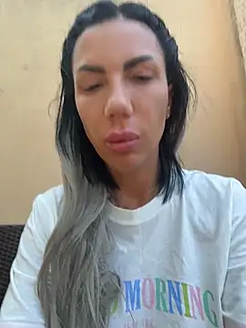Missolevelvet online show from July 15, 2026, 7:26 am