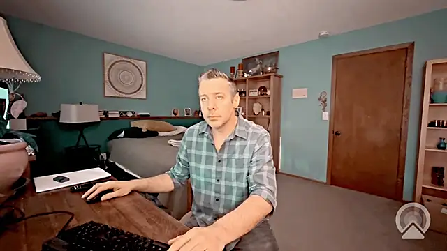 chrisw8140 online show from June 23, 2026, 2:04 pm