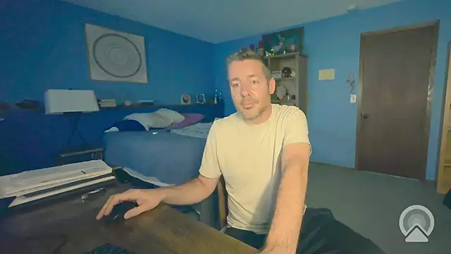 chrisw8140 online show from July 31, 2026, 3:31 pm