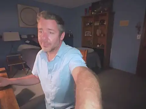 chrisw8140 online show from July 15, 2026, 6:53 am