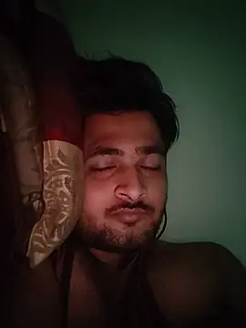 Snapshot of allumatar chatting on July 24, 2026, 9:22 pm allumatar online show from July 24, 2026, 9:22 pm