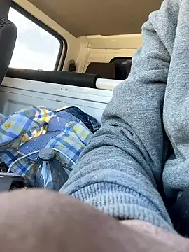 Snapshot of sofnhornyforu chatting on January 15, 2026, 7:39 pm sofnhornyforu online show from January 15, 2026, 7:39 pm