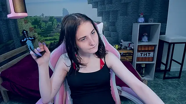 KiraDuvall online show from March 7, 2026, 5:18 pm