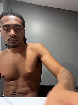 Mellyj053 online show from June 24, 2026, 4:11 am