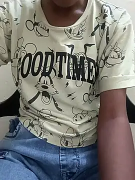 Snapshot of Aaradhna-_hoy chatting on April 16, 2026, 8:15 am Aaradhna- hoy online show from April 16, 2026, 8:15 am