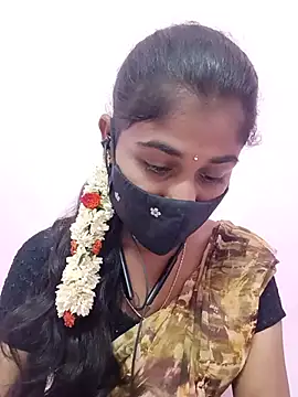 Tamil Hot RoyalQueen online show from June 12, 2026, 2:31 am