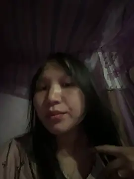 Snapshot of Charlotte-ee chatting on March 4, 2026, 6:32 am Charlotte-ee online show from March 4, 2026, 6:32 am