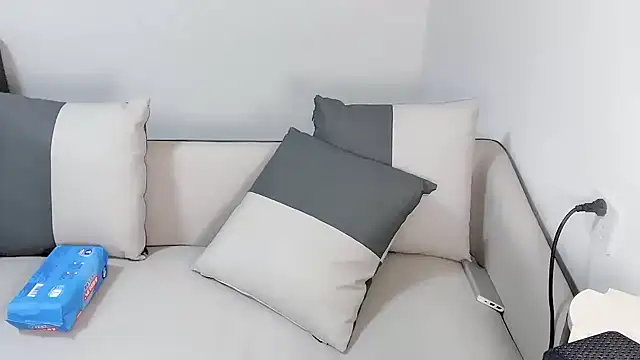 Snapshot of xixi_521 chatting on February 12, 2026, 11:21 am xixi 521 online show from February 12, 2026, 11:21 am