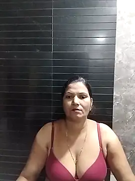 Loveina horny online show from February 3, 2026, 7:13 am