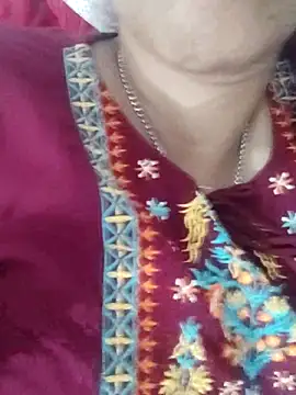 Snapshot of me-leela chatting on March 6, 2026, 3:40 pm me-leela online show from March 6, 2026, 3:40 pm