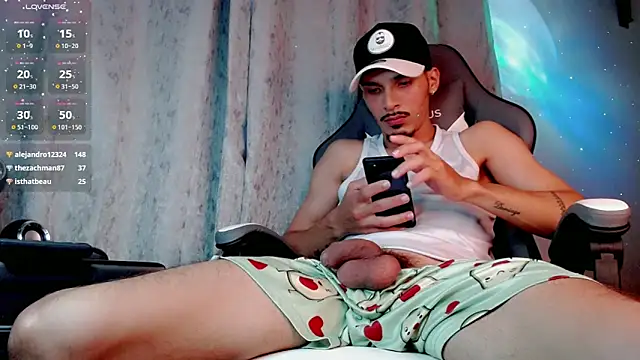 Snapshot of Yankees_xxx chatting on June 15, 2026, 10:53 pm Yankees xxx online show from June 15, 2026, 10:53 pm