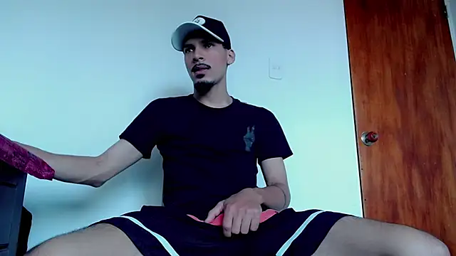 Snapshot of Yankees_xxx chatting on July 1, 2026, 6:41 pm Yankees xxx online show from July 1, 2026, 6:41 pm