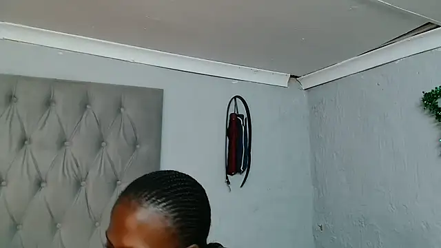 MelowD 2 online show from June 15, 2026, 1:33 pm