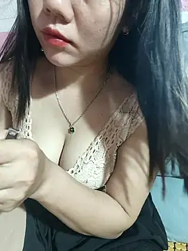 Ngocmai lazdy online show from August 1, 2026, 1:31 pm
