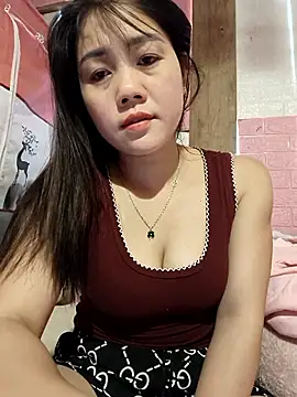 Ngocmai lazdy online show from March 16, 2026, 5:26 am