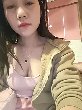 Ngocmai lazdy online show from February 4, 2026, 1:22 am