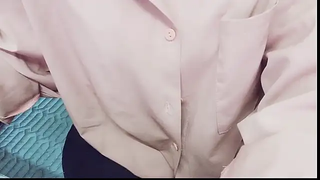 Snapshot of Mai_maik chatting on February 20, 2026, 4:31 am Mai maik online show from February 20, 2026, 4:31 am