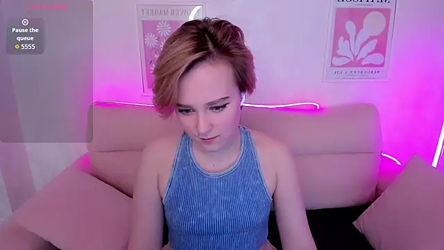 Ellie Heavenly online show from February 5, 2026, 8:32 am