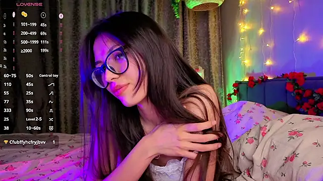 Snapshot of NeliaBermea chatting on March 7, 2026, 5:18 pm NeliaBermea online show from March 7, 2026, 5:18 pm