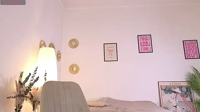 Snapshot of casey_robbinss chatting on March 14, 2026, 7:14 am casey robbinss online show from March 14, 2026, 7:14 am