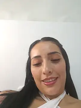 Snapshot of anny_bianchy chatting on March 15, 2026, 2:18 am anny bianchy online show from March 15, 2026, 2:18 am