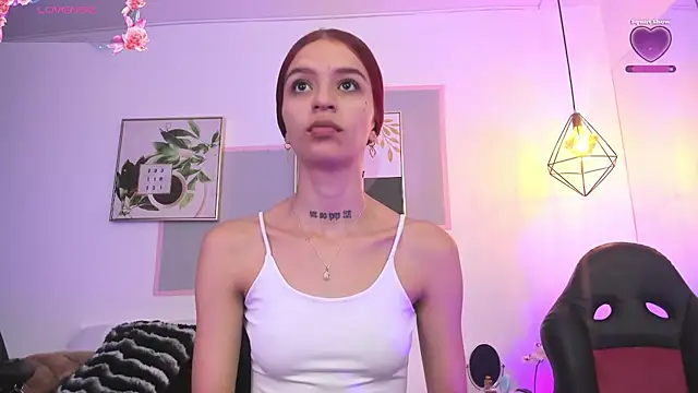 april jones05 online show from February 13, 2026, 12:27 pm