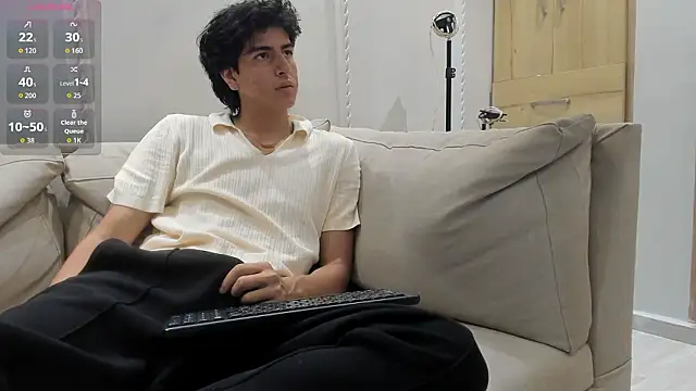 Snapshot of noahx_valko chatting on February 27, 2026, 1:11 pm noahx valko online show from February 27, 2026, 1:11 pm