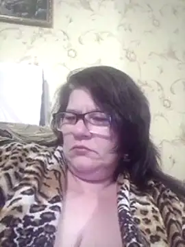 NysiOlsen online show from April 23, 2026, 5:47 pm